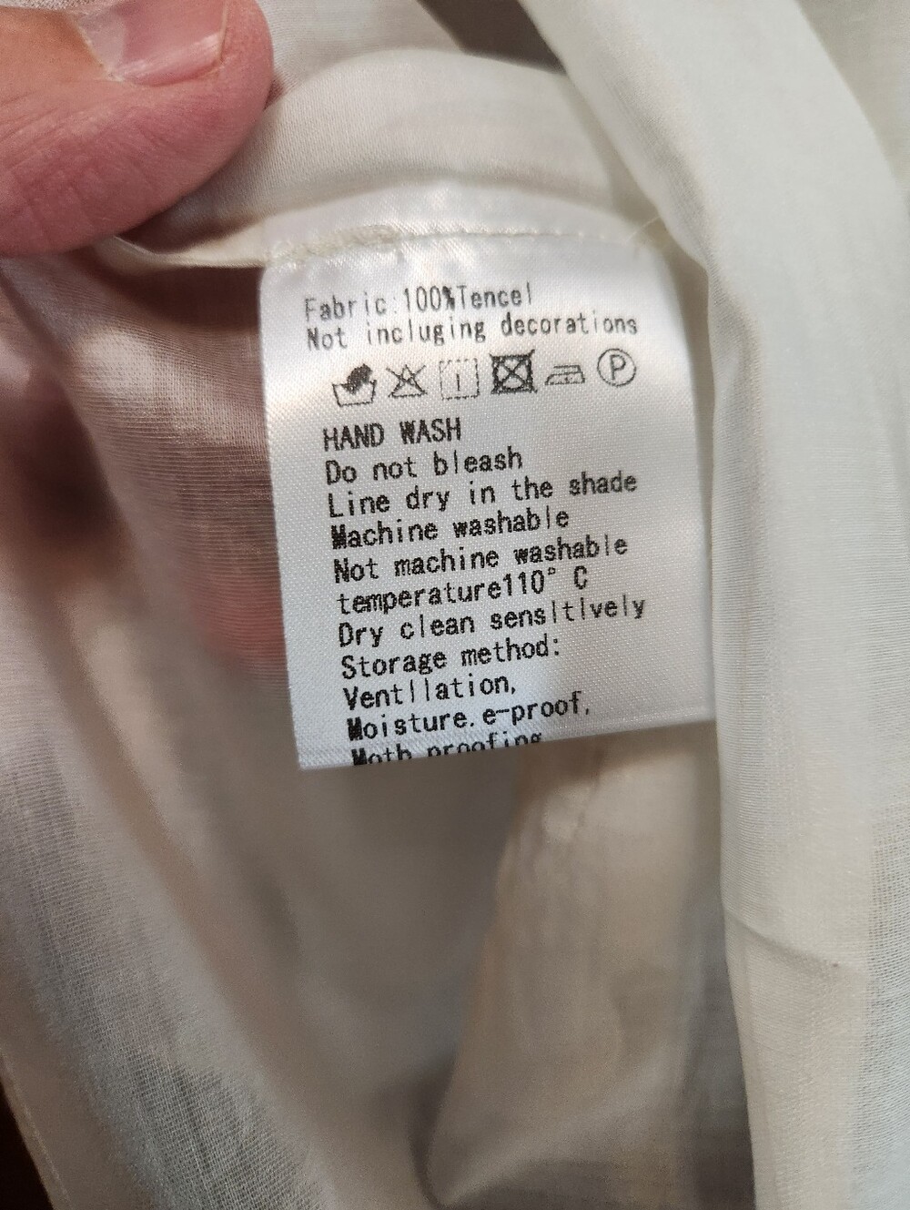 Jessica Liu Emery Blouse with Floral Appliqué In Ivory - Picture 8 of 10